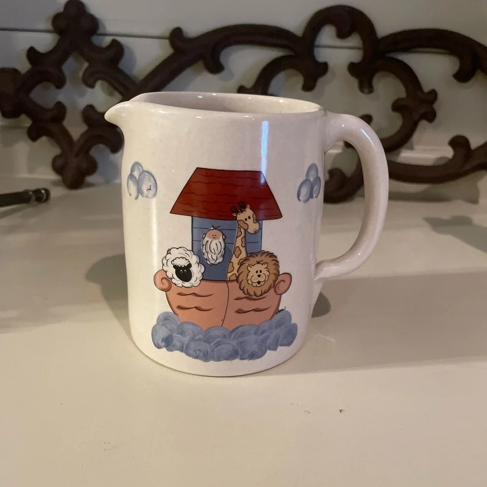 Yesteryears Pottery Noah's Ark Marshall Texas Small Pitcher 4 1/4